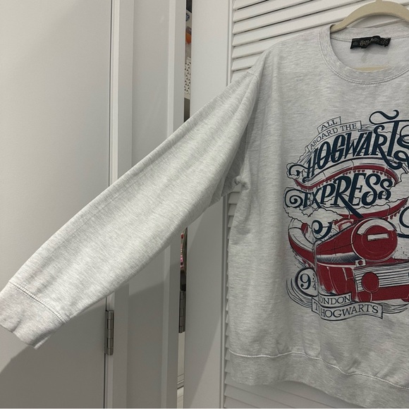 Harry Potter Store Graphic Sweatshirt - Picture 4 of 8